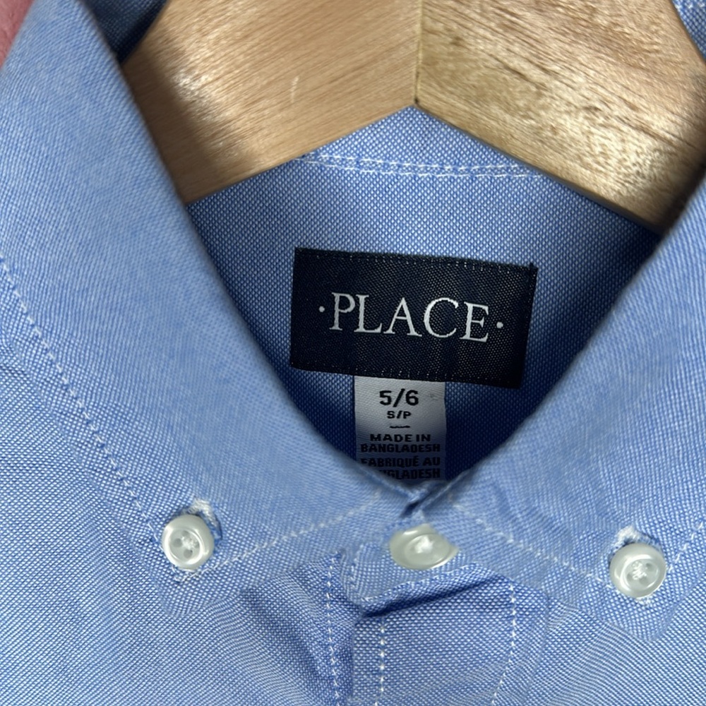 The Children’s place Boys Uniform Oxford Button Down  Cotton Shirt Long Sleeve 6 - Picture 2 of 7